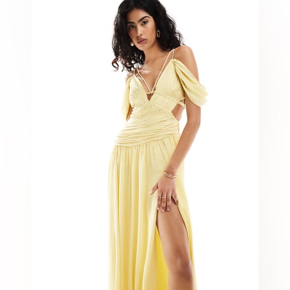 ASOS DESIGN ruched fallen shoulder cut out maxi dress - Size 8 US